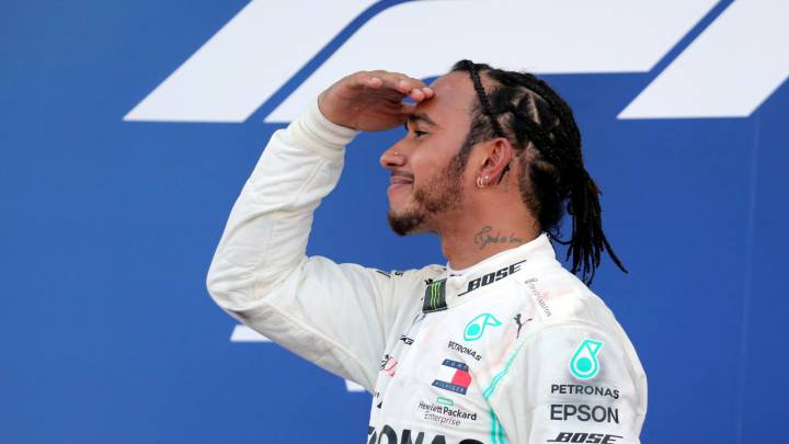 Hamilton alcanza otro récord