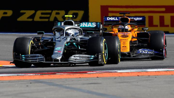 Bottas (Mercedes) y Sainz (McLaren).