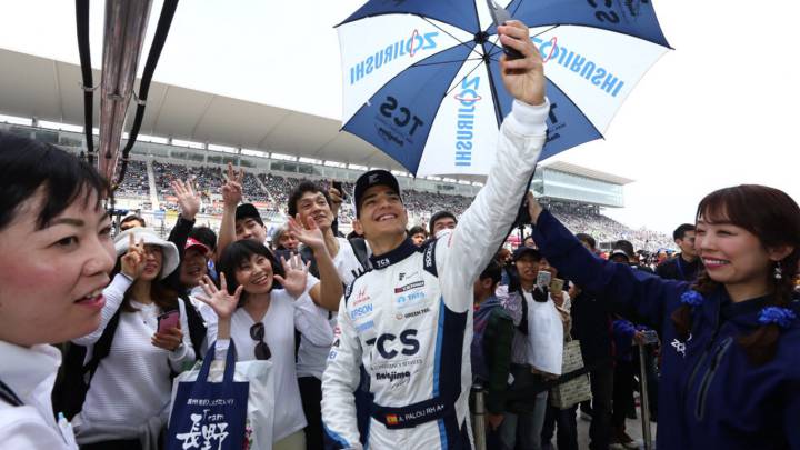 Álex Palou aterriza en Japón para "rematar" y emular a De la Rosa