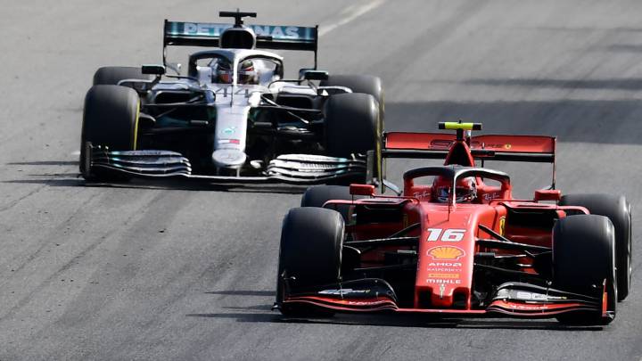 Lewis Hamilton (Mercedes W10) y Charles Leclerc (Ferrari SF90). F1 2019.