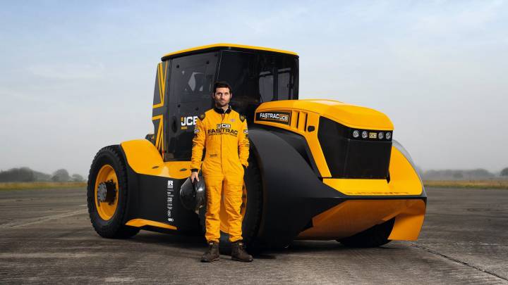 Los últimos de la F1 crean el tractor más rápido del mundo