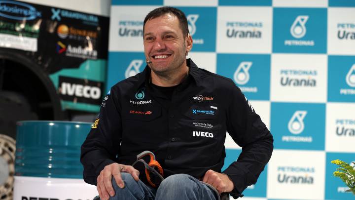Albert Llovera durante la presentación del Petrons para el Dakar 2020