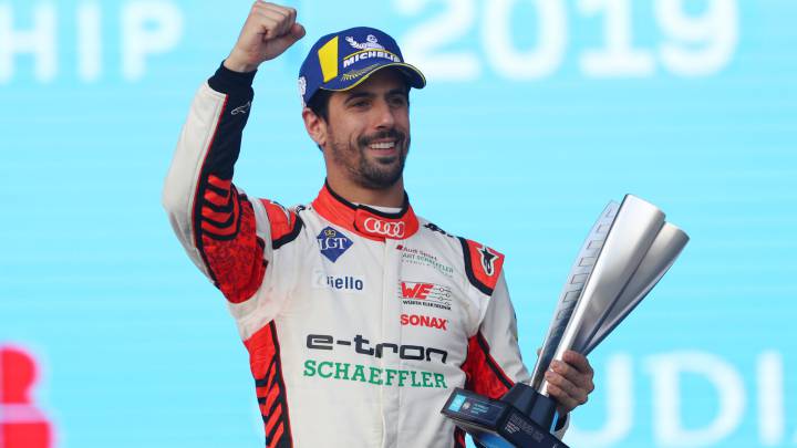 Di Grassi 'reparte' desde el podio