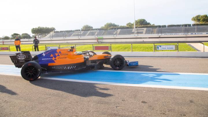 Lando Norris con el McLaren en el test de Pirelli en Paul Ricard.