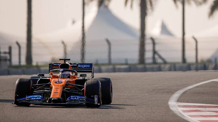 Carlos Sainz (McLaren MCL34), en el test de Abu Dhabi.