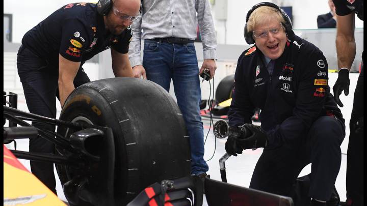 Boris Johnson... y su pasado como periodista de motor