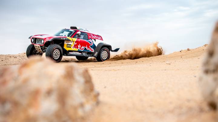 Sainz coin el Mini en Arabia Saudí.