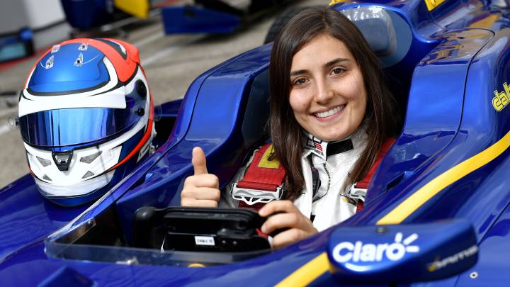 Tatiana Calderón, 1ª mujer en la Súper Fórmula japonesa