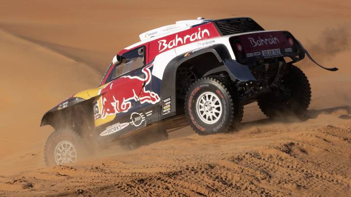 Carlos Sainz con el Mini.