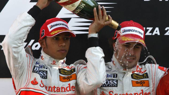 Hamilton y Alonso, en el GP de Italia de F1 2007.