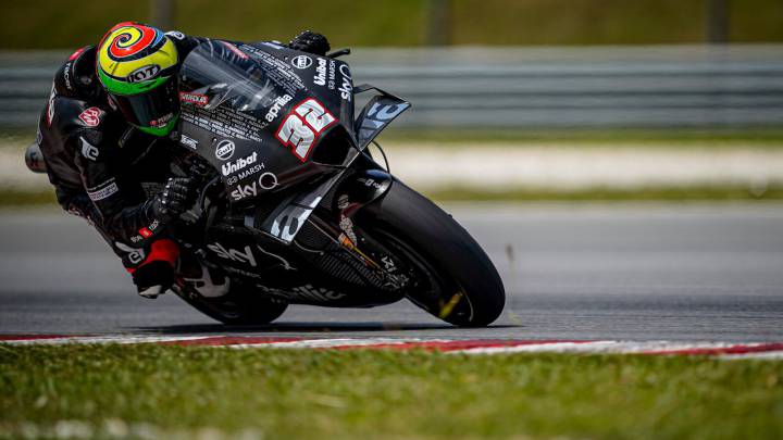 "Pilotar la Aprilia es como ir a cenar con una hermosa mujer"