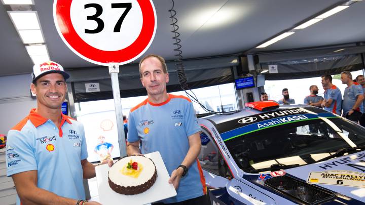Dani Sordo celebra un cumpleaños con Hyundai