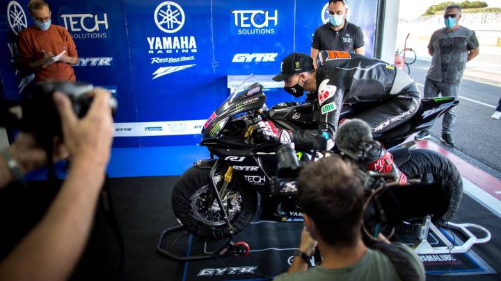 Quartararo con la moto que utilizó en Paul Ricard.