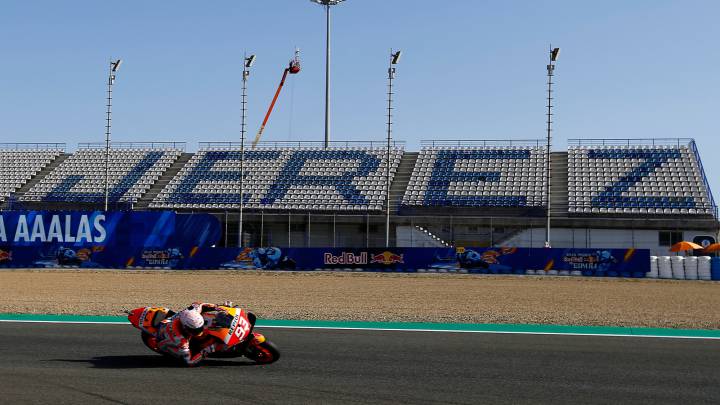 Márquez ejerce de campeón y de hermano mayor con Álex