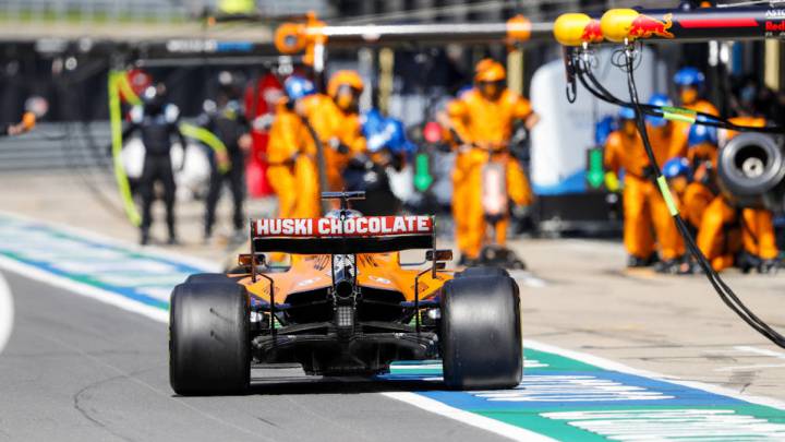 Carlos Sainz, McLaren MCL35.