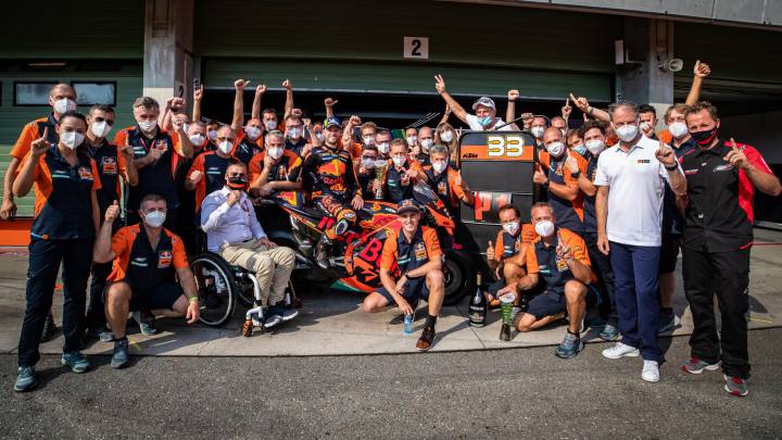 Pol: “Aprilia tiene las mismas concesiones y no las usa igual”