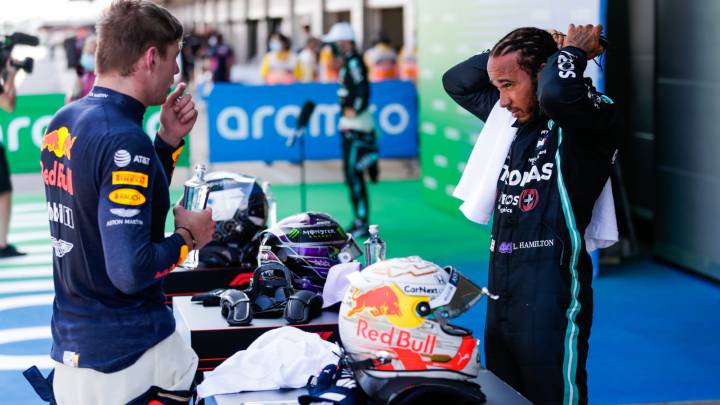 Verstappen y Hamilton, en Barcelona.