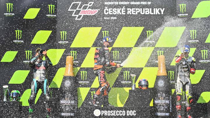 Lorenzo: "No sé si KTM volverá a ganar sin condiciones especiales"