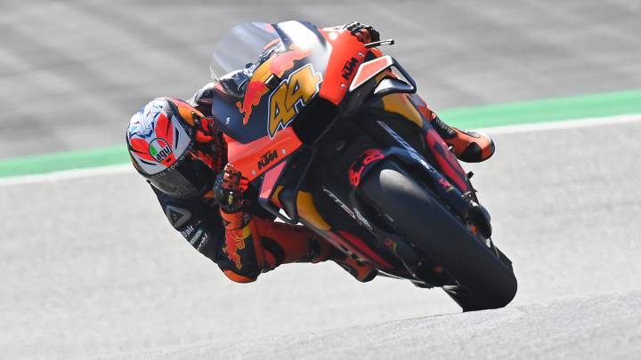 Pol le da a KTM su primera pole en MotoGP y apunta a la victoria