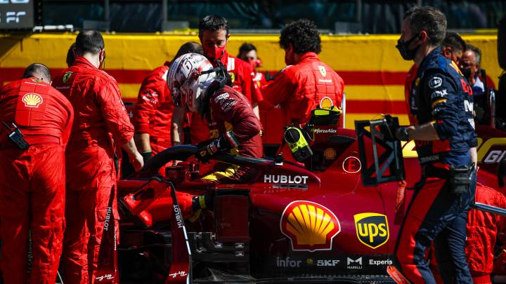 Villenueve: "Ferrari podría haber sido el Mercedes actual"