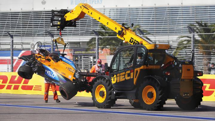 Accidente de Carlos Sainz (McLaren) en Sochi.
