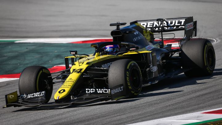 Fernando Alonso (Renault RS20).