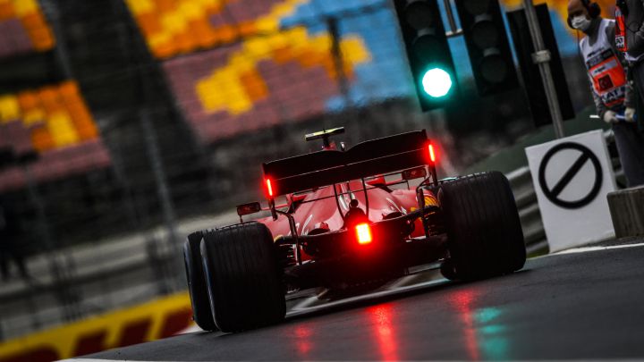 Brotes verdes, ahora sí, en el Ferrari que ya espera a Sainz