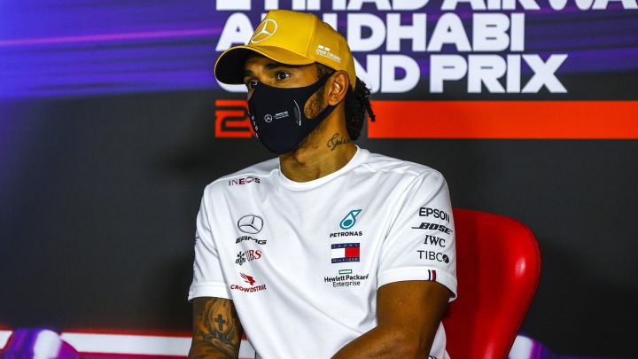 Hamilton: "Checo Pérez nos lo pondrá más difícil"