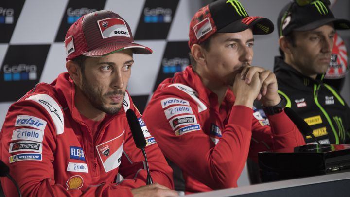 "No sé si Lorenzo no ha podido asimilar que en dos años estuvo por detrás con la misma moto"