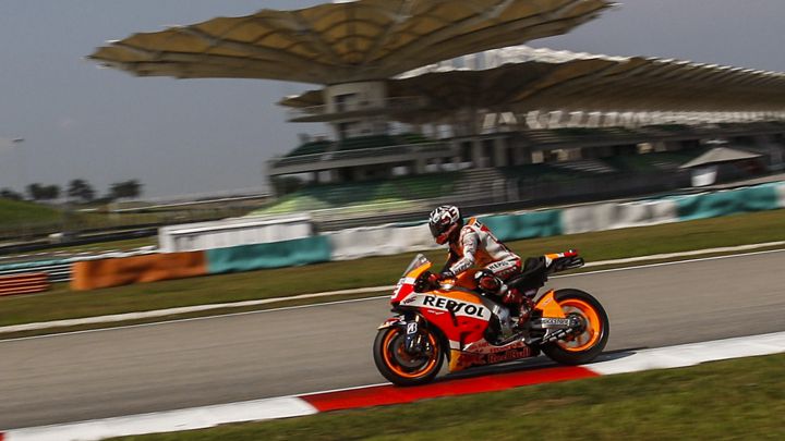 MotoGP sigue en su burbuja