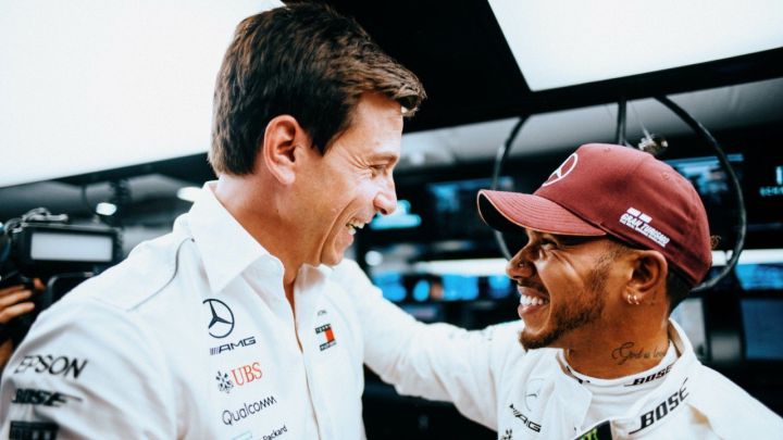 La 'amenaza' de Wolff a Hamilton para que renueve con Mercedes