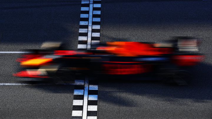 Red Bull sugiere que Mercedes bloquea su continuidad en la F1