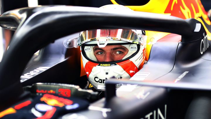 Verstappen señala a Red Bull