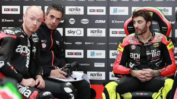 Andrea Iannone durante la temporada 2019 junto a Aprilia