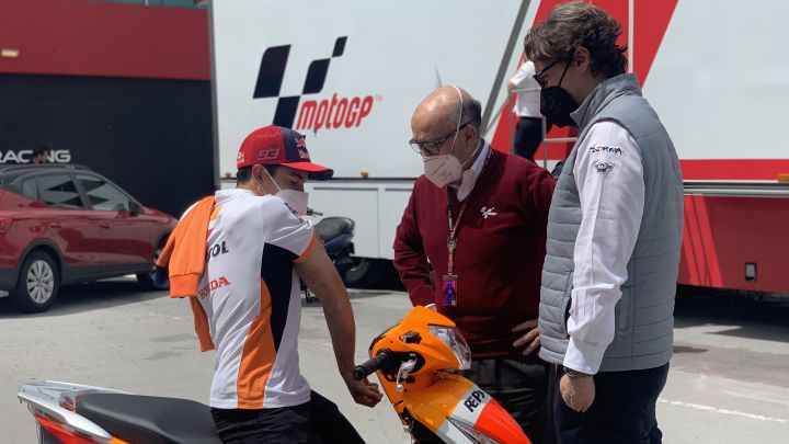 "Marc Márquez dice que no tiene tatuajes pero sí cicatrices"