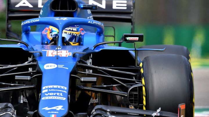 Fernando Alonso (Alpine A521). Ímola, Italia. F1 2021.