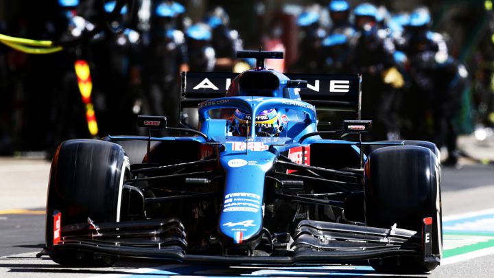 Fernando Alonso (Alpine A521). Portimao, Portugal. F1 2021.