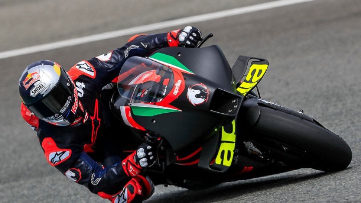 Dovizioso sobre su futuro con Aprilia: "Veremos..."