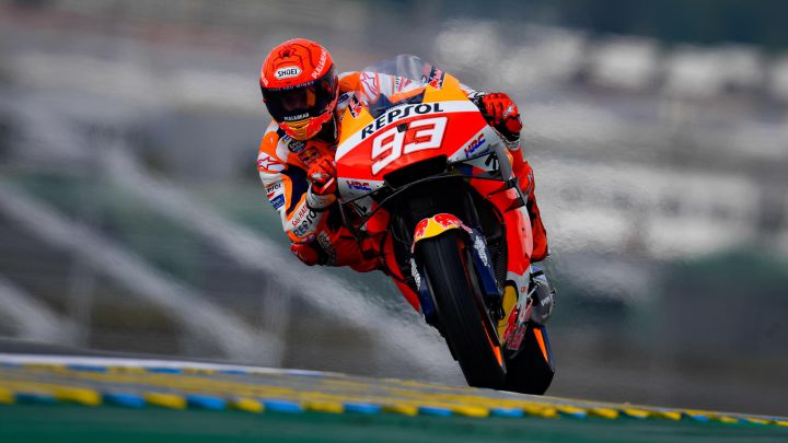 Márquez salva el corte de un primer día con dominio francés