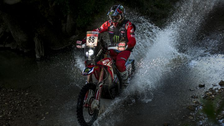 Barreda con la Honda en Andalucía.