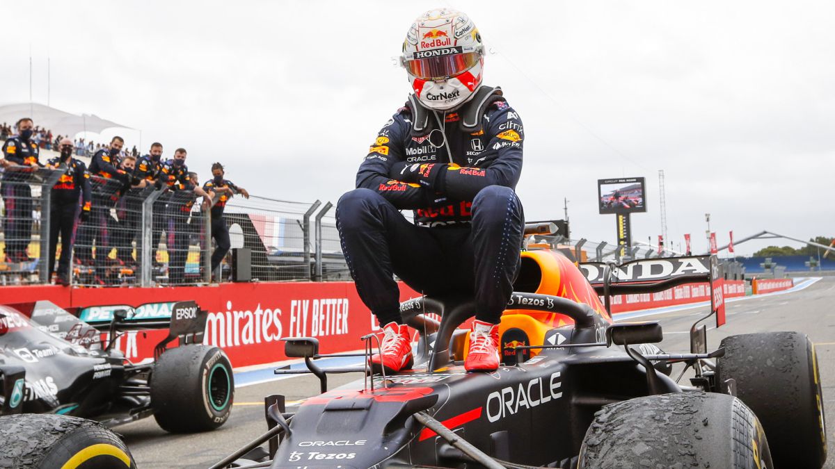 Verstappen \'rompió\' el ordenador de Mercedes