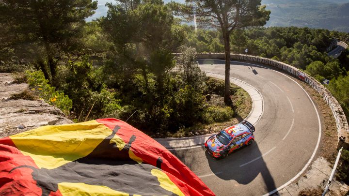 España podría cerrar el Mundial en octubre