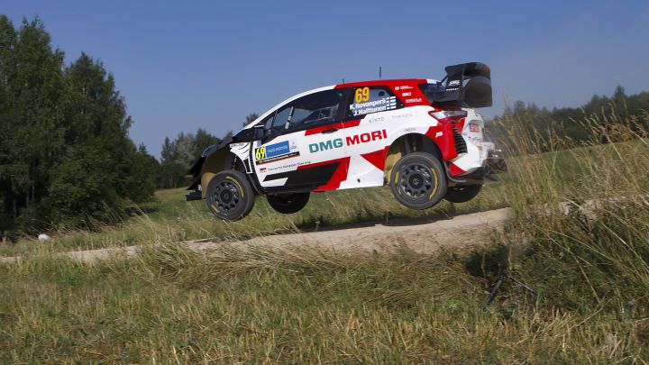 Rovanpera amarga a Tanak la primera fiesta en Estonia