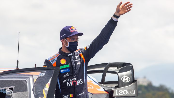 Neuville, rey de Bélgica
