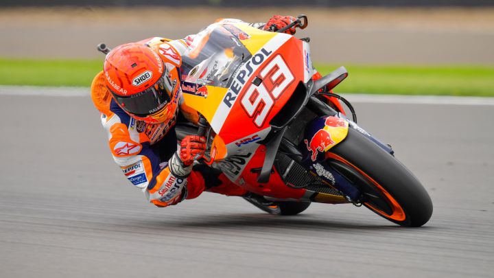 Márquez arranca muy fuerte
