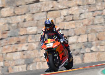 Resumen carrera Moto2 GP de Aragón: proeza de Fernández