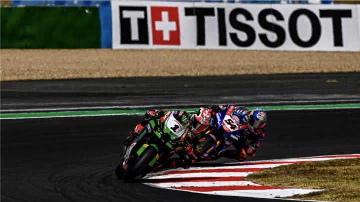 Rea y Razgatlioglu rinden cuentas en Barcelona