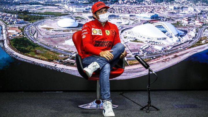 Carlos Sainz (Ferrari). Sochi, Rusia. F1 2021.
