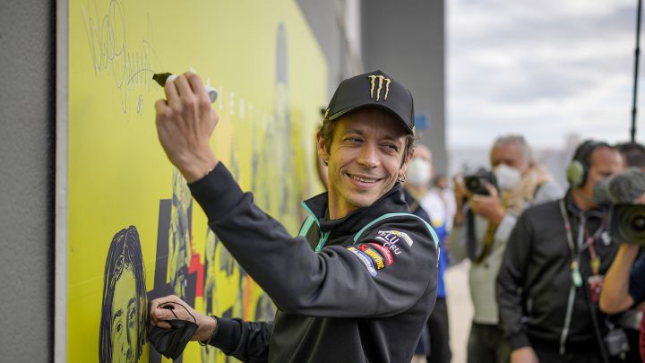 Rossi: "Emoción aparte, importa hacer una buena carrera"
