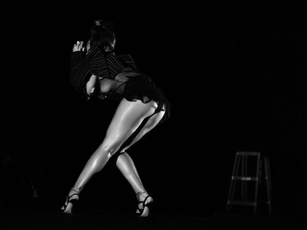Rihanna, semidesnuda en su nuevo videoclip 'Kiss it better'